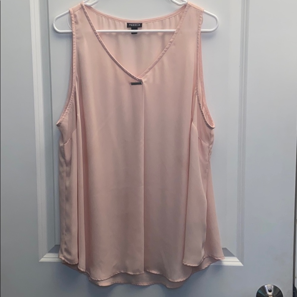 Like new, size 2 torrid blouse